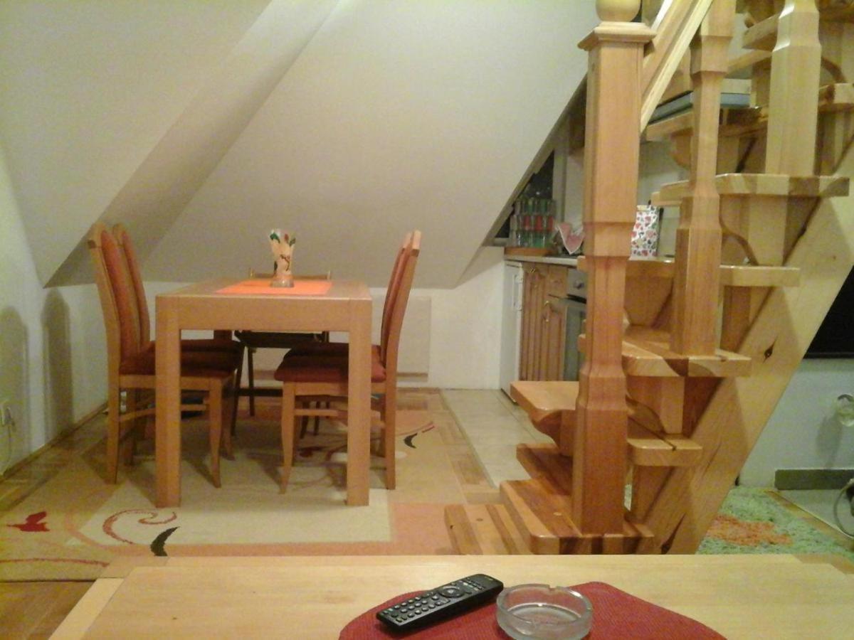 Kris Apartment